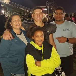 Meet your Posher, Lisa